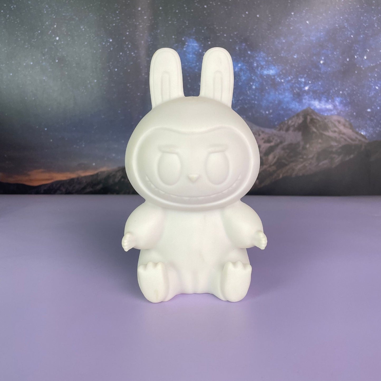 Special Fluid Figure